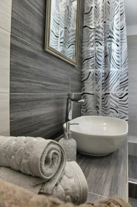 Crystallia Seaside Maisonette By Rentalspro- Nea Moudania Dış mekan fotoğraf