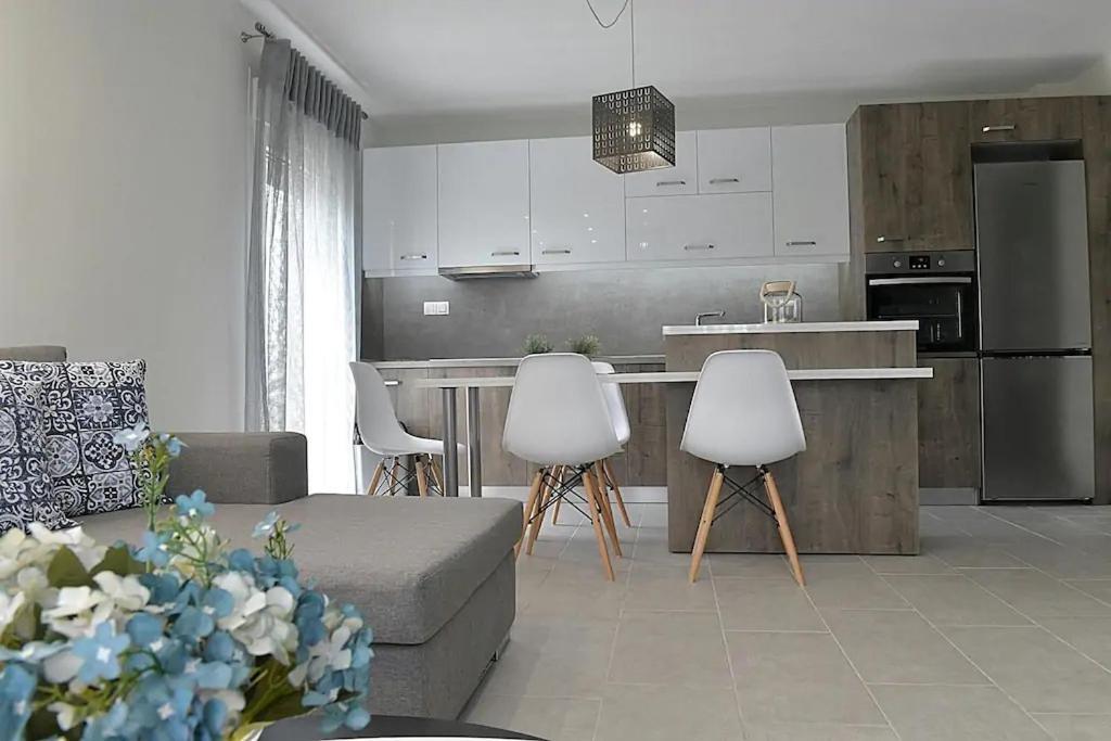 Crystallia Seaside Maisonette By Rentalspro- Nea Moudania Dış mekan fotoğraf